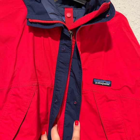 Boys Patagonia Red Jacket - Picture 3 of 5